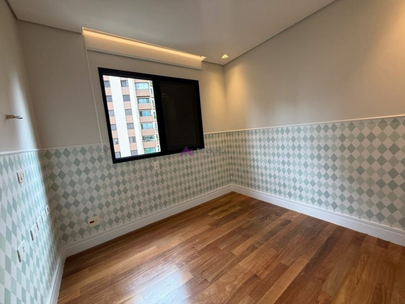 PP1393004.jpg