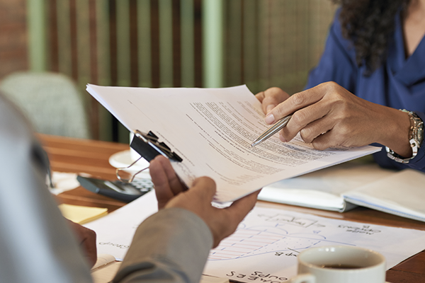 Conheça os deveres do locador e locatário no contrato de locação.