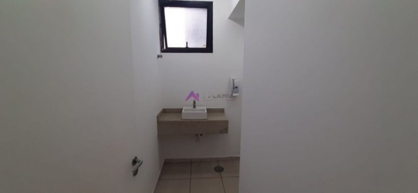PP1815002.jpg