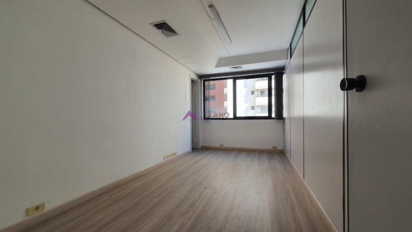PP1816003.jpg