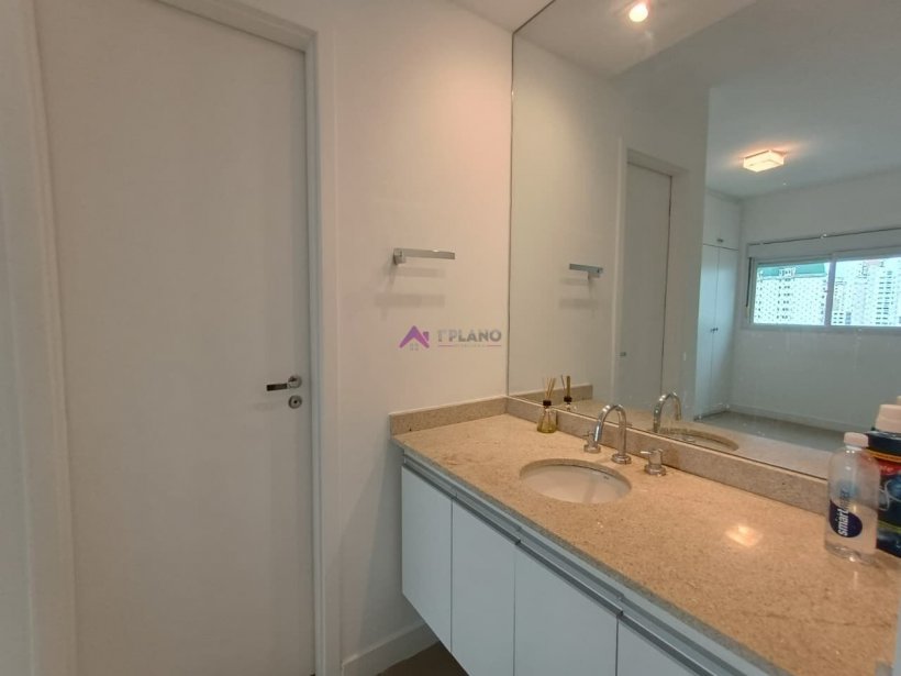 PP1797027.jpg