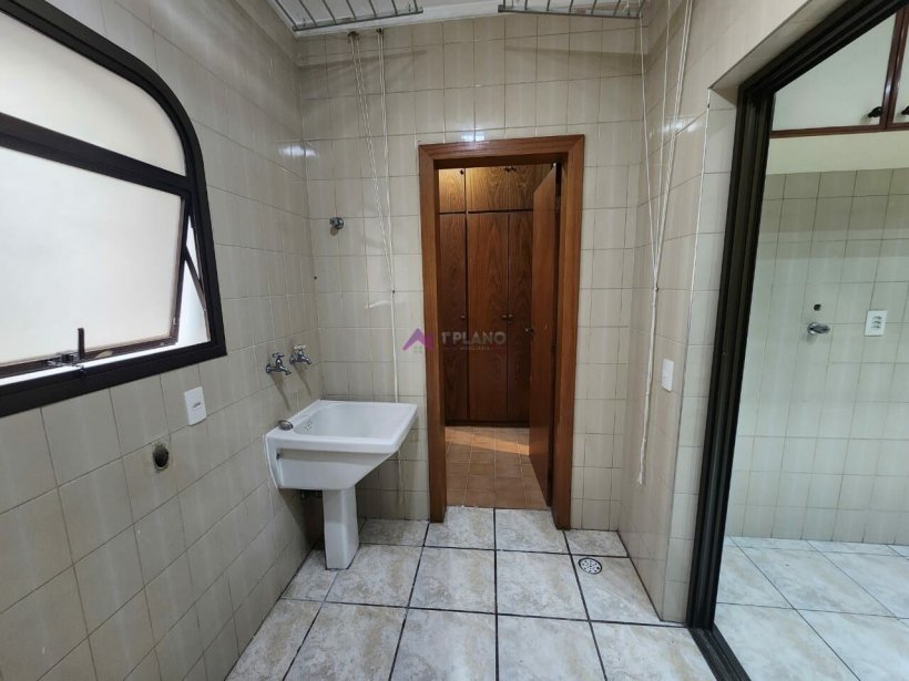 PP1595001.jpg