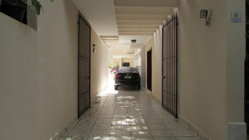 PP1718014.jpg