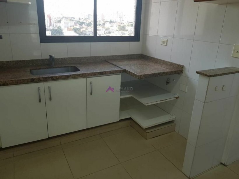 PP669014.jpg