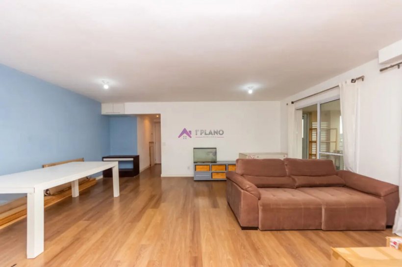 PP1887003.jpg