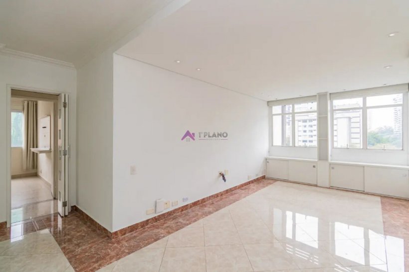 PP1769004.jpg