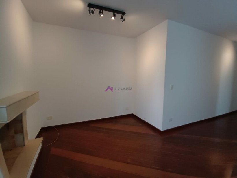 PP1253014.jpg