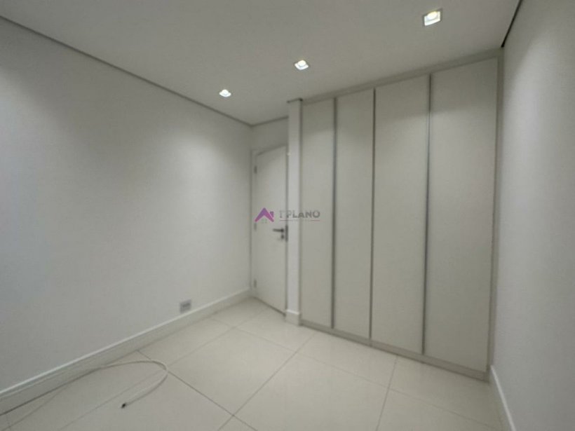 PP321005.jpg