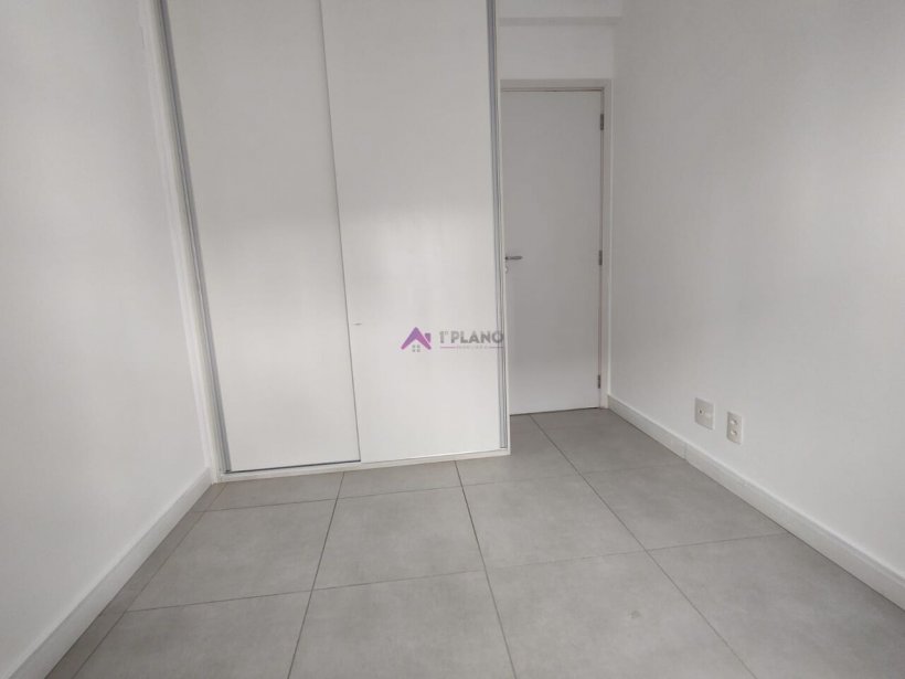 PP1728008.jpg