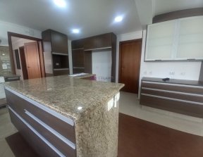 PP813013.jpg