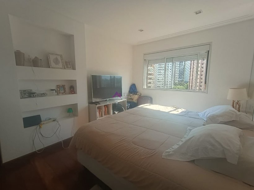 PP1837003.jpg