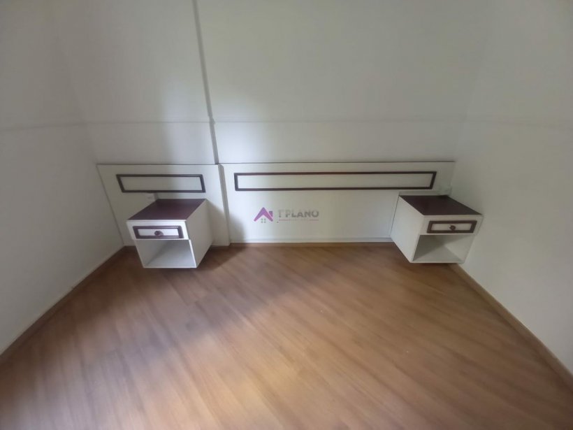PP734008.jpg