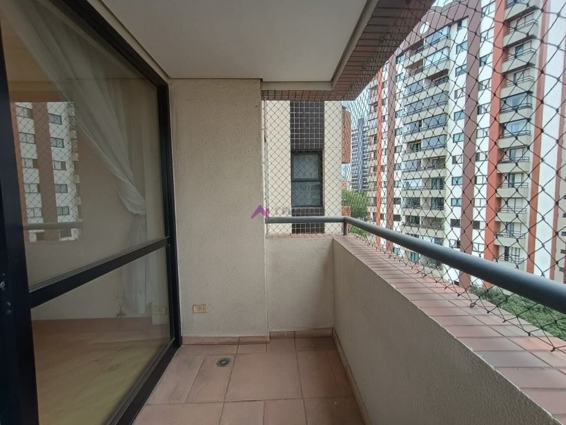 PP1749007.jpg