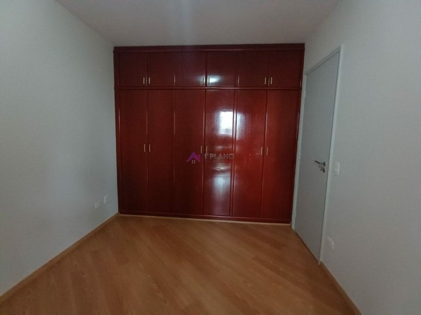 PP81015.jpg