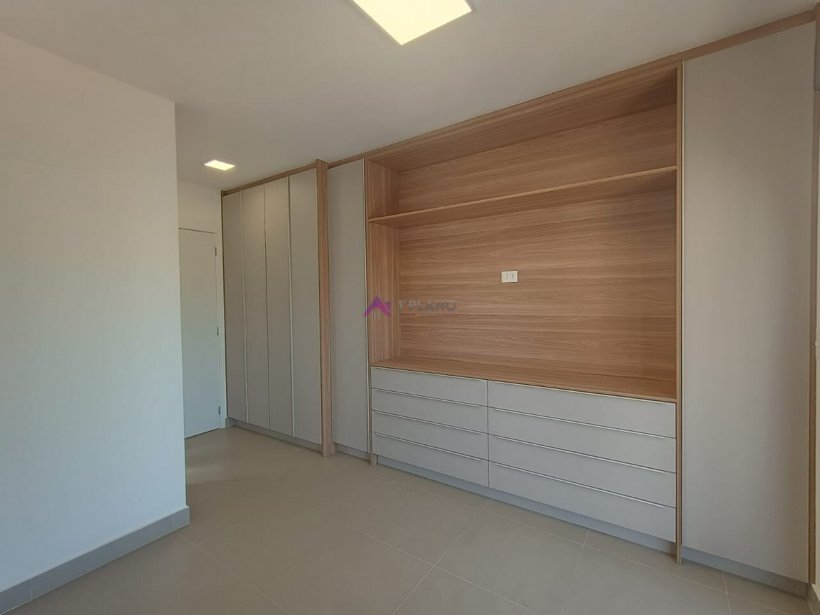 PP1739004.jpg