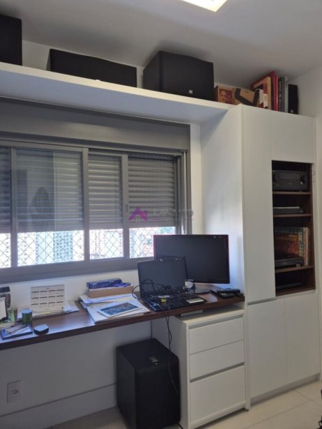 PP1747027.jpg
