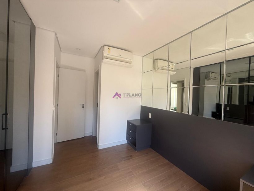 PP1789008.jpg