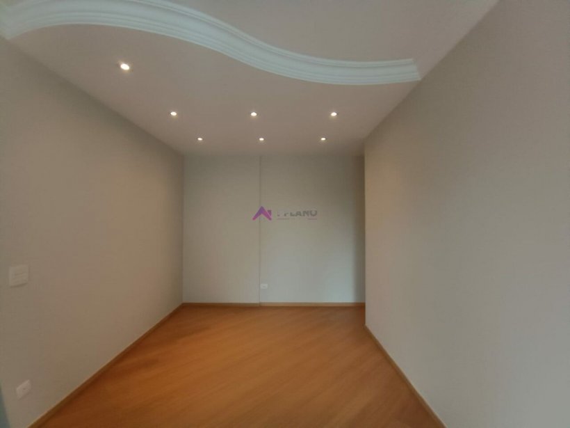 PP81009.jpg
