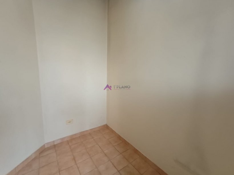 PP1749011.jpg