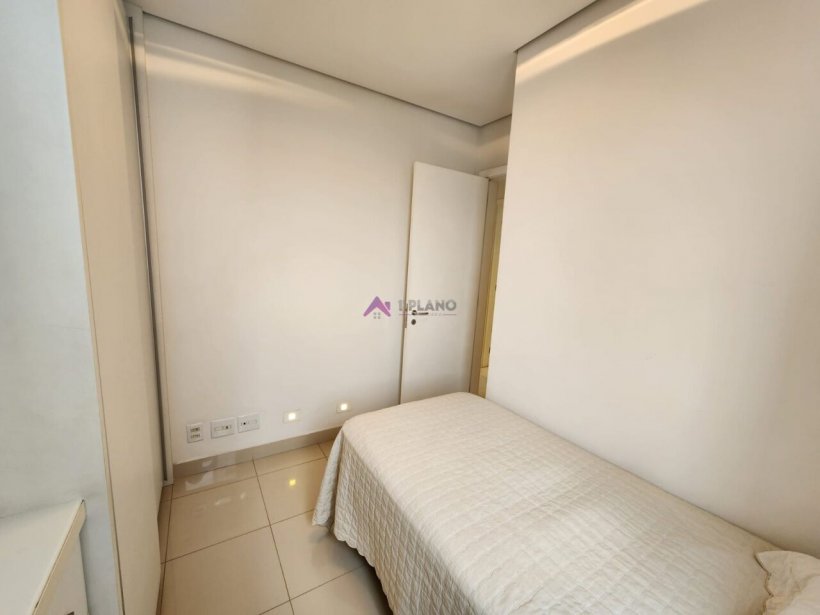 PP806043.jpg