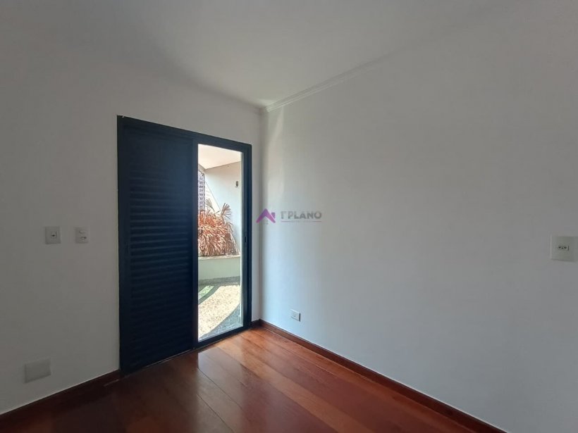 PP1883007.jpg