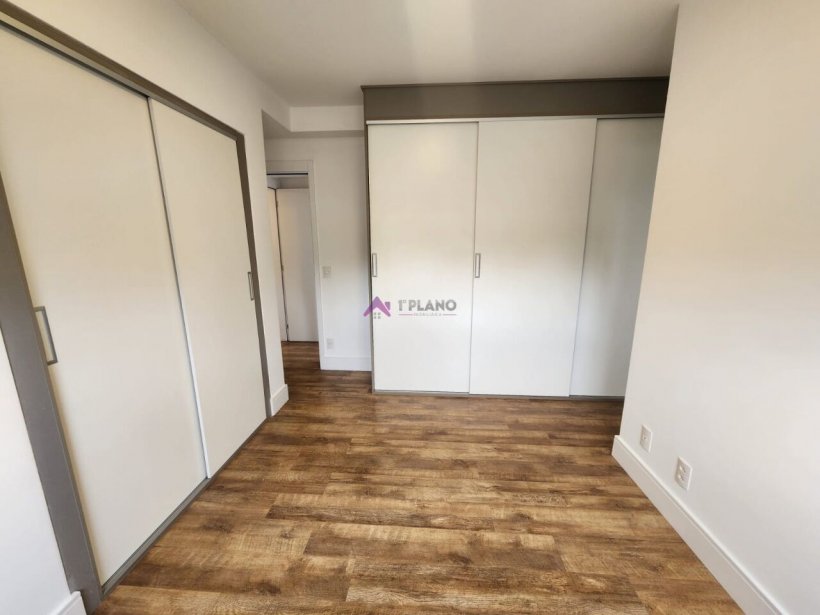 PP1786015.jpg