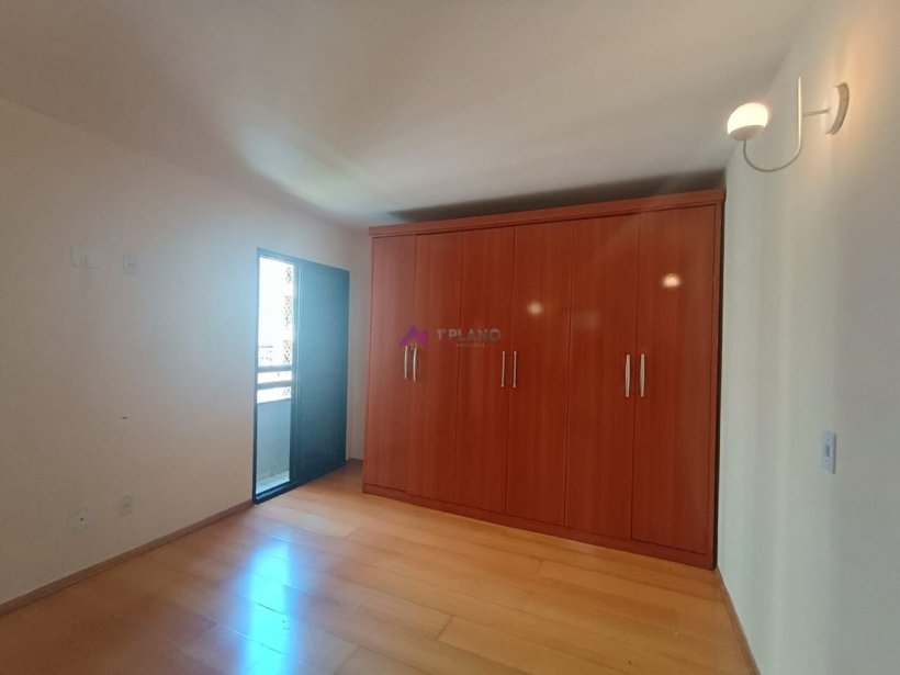 PP1757022.jpg
