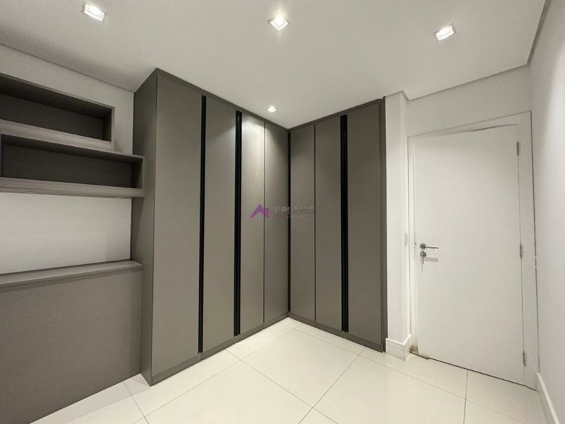 PP321009.jpg