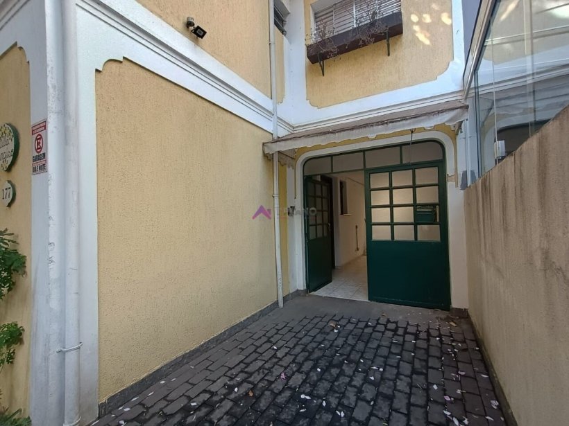 PP1748003.jpg