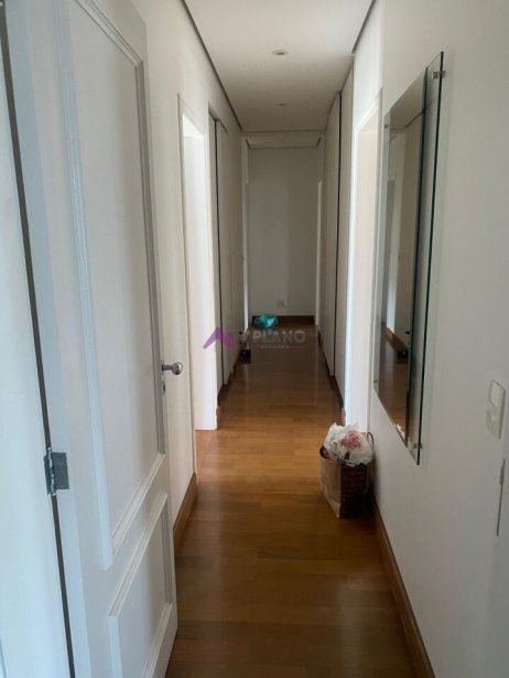 PP1804021.jpg