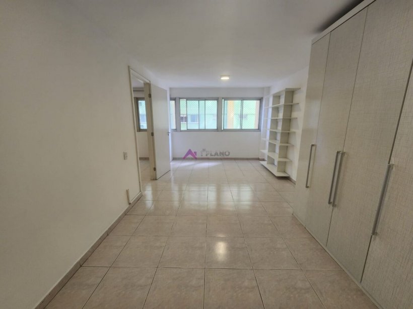 PP1785009.jpg