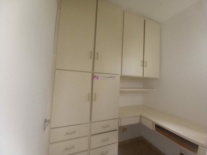 PP734009.jpg