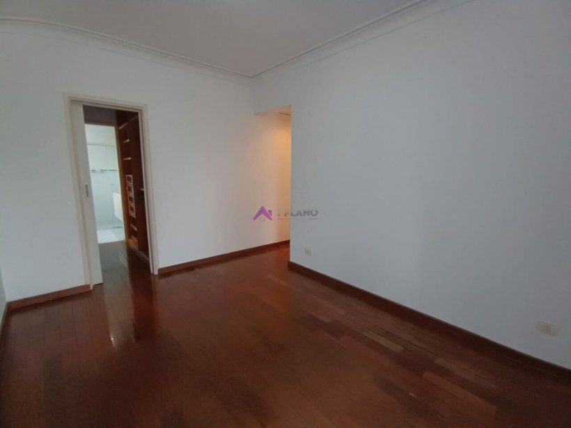PP1352010.jpg