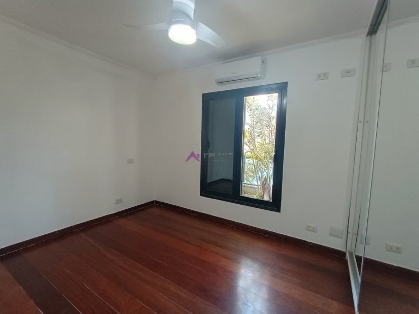PP1883023.jpg