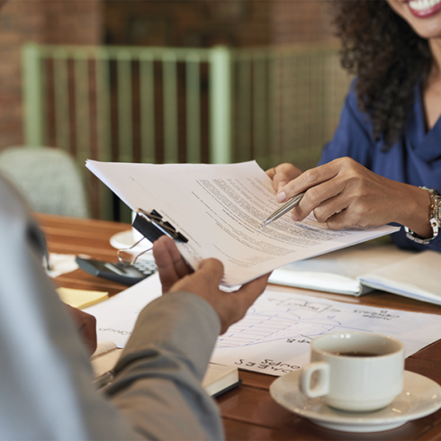 Conheça os deveres do locador e locatário no contrato de locação.