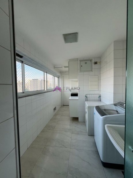 PP1599032.jpg