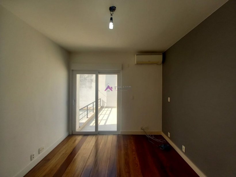PP283028.jpg