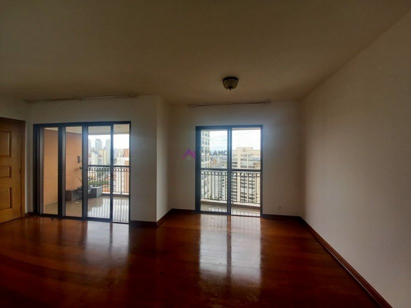 PP296008.jpg