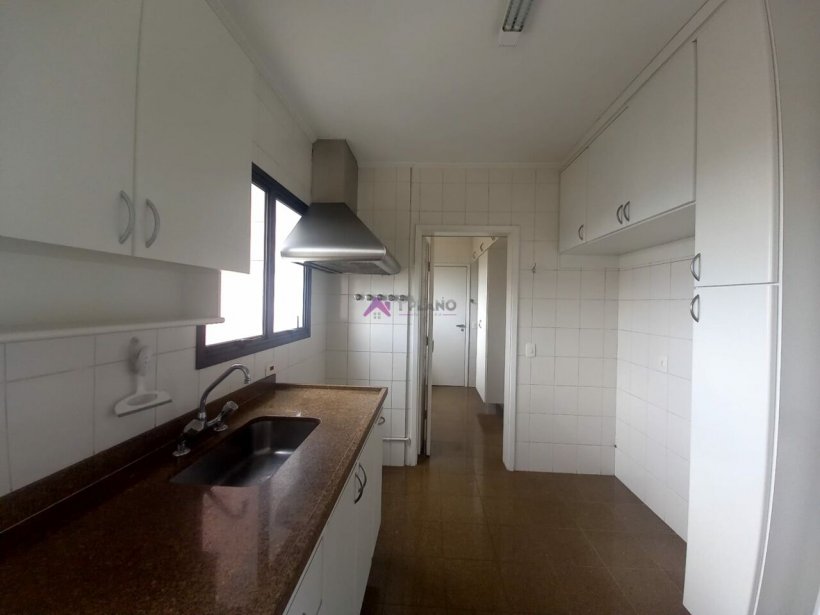 PP296013.jpg