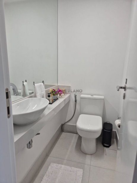 PP1747029.jpg