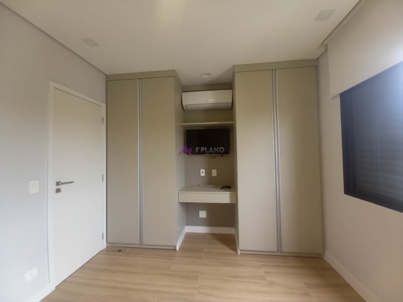 PP697014.jpg
