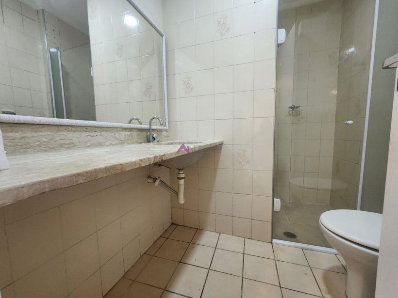PP1785004.jpg