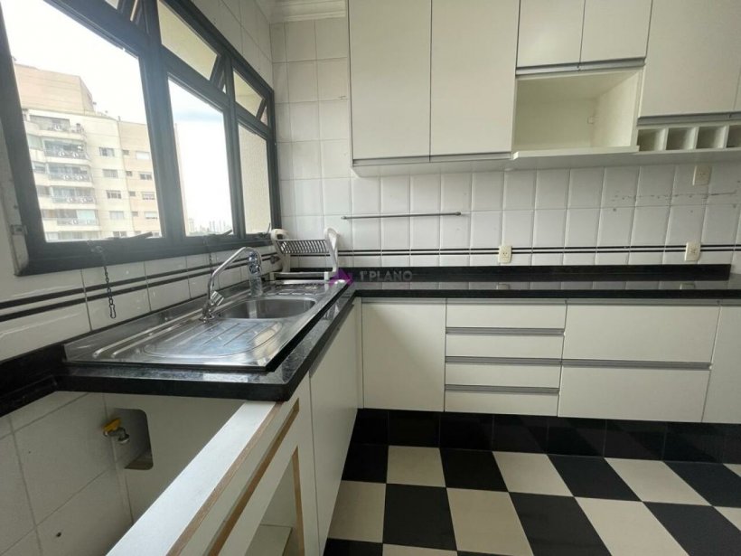 PP12024.jpg