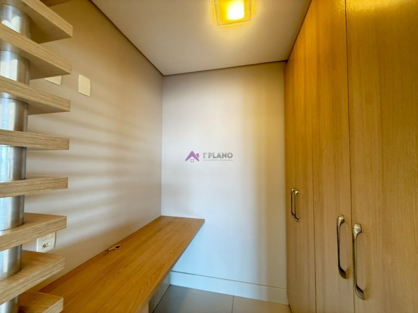 PP1770009.jpg