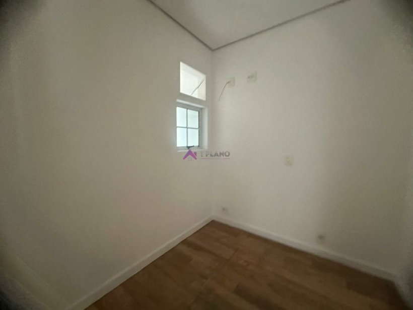 PP614012.jpg