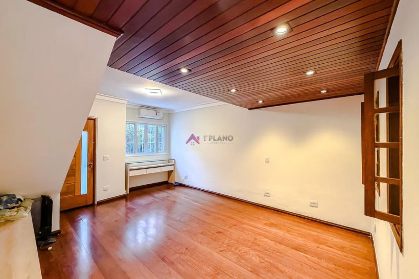 PP1586023.jpg