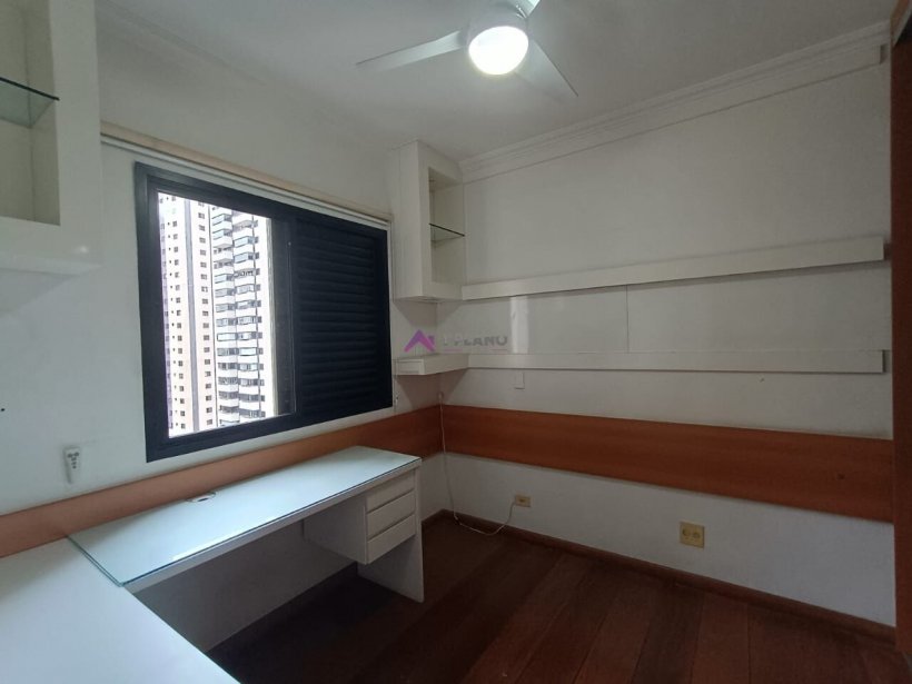 PP1750020.jpg