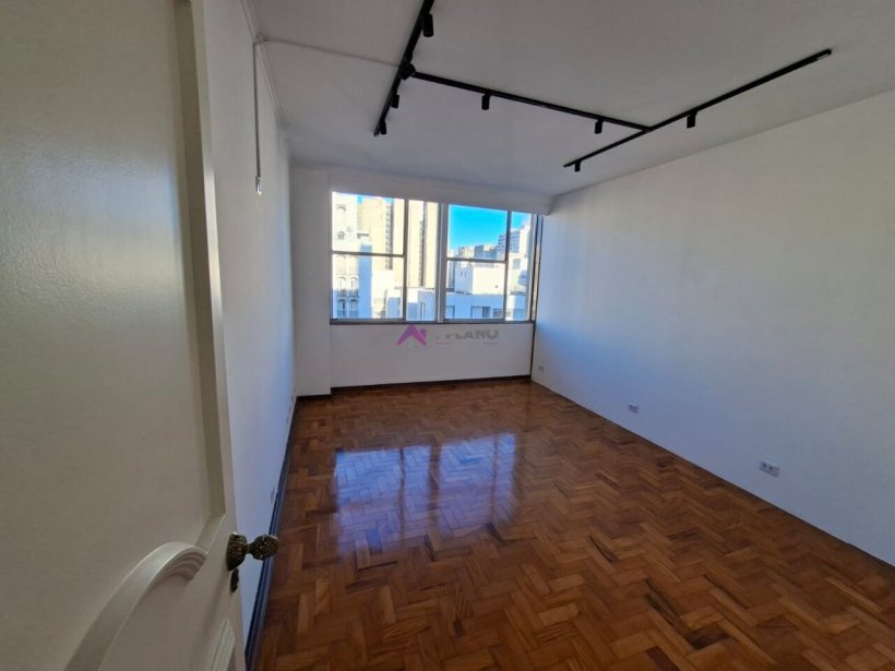 PP1756031.jpg