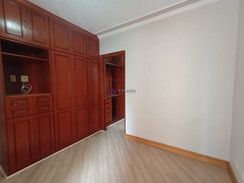 PP1749035.jpg