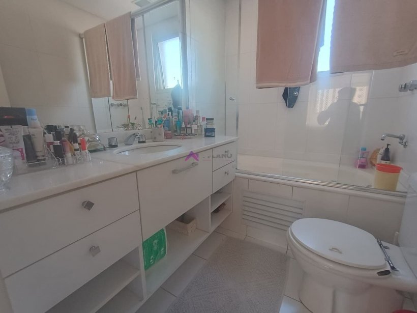 PP1837013.jpg
